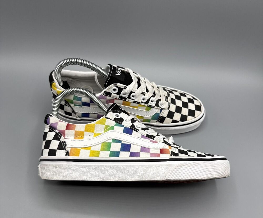 Vans Rainbow Checkerboard Skateboard Shoes Women's Size 7